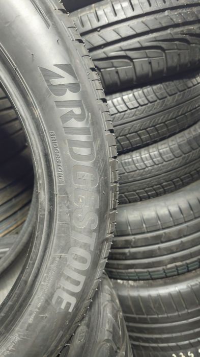 Pneus 235/50/19 Bridgestone