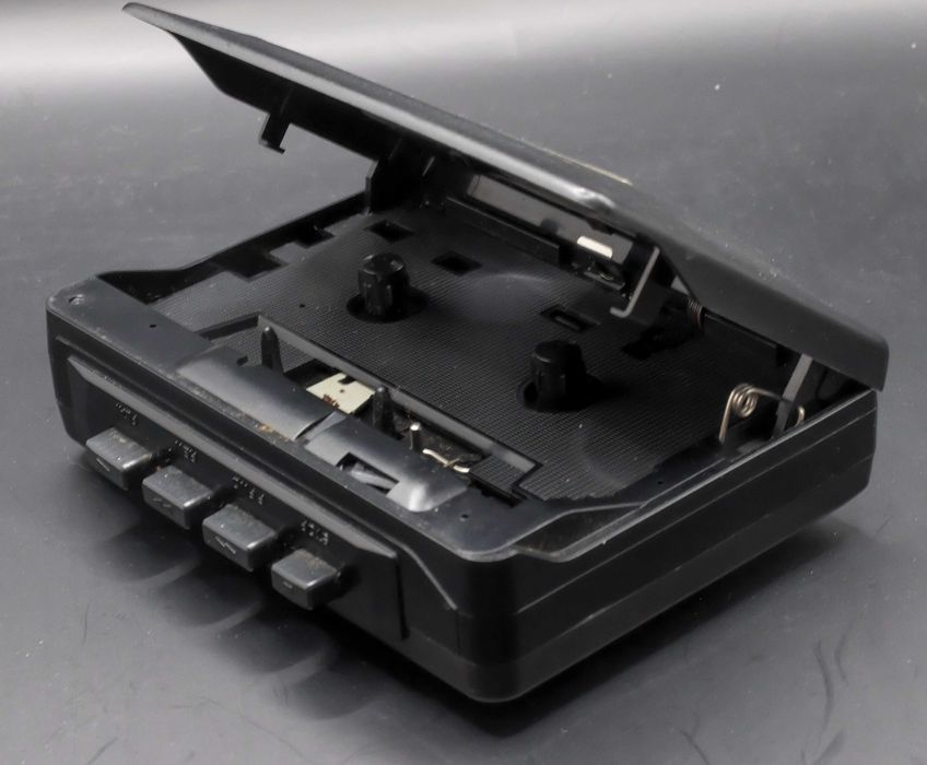 Walkman Aiwa HS-G21 Super Bass - A funcionar 100%. Tem 34 anos.