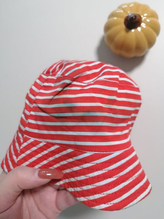 Chapéu Reversível de Bebé