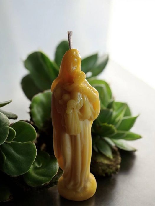 Воскова свічка "Діва Марія з Ісусом".