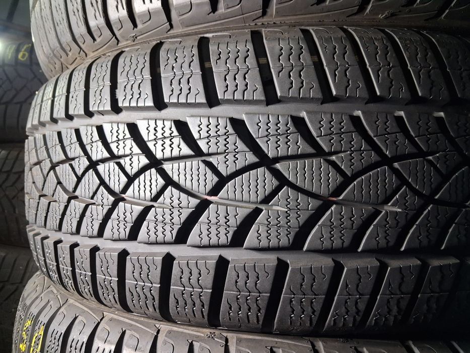 Шини б/у зимові 205/55 R16  Goodyear UltraGrip Performance