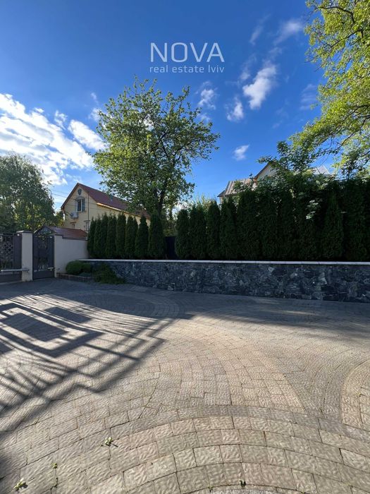 Продаж затишного будинку 274 м в м. Трускавець на вул. Лесі Українки