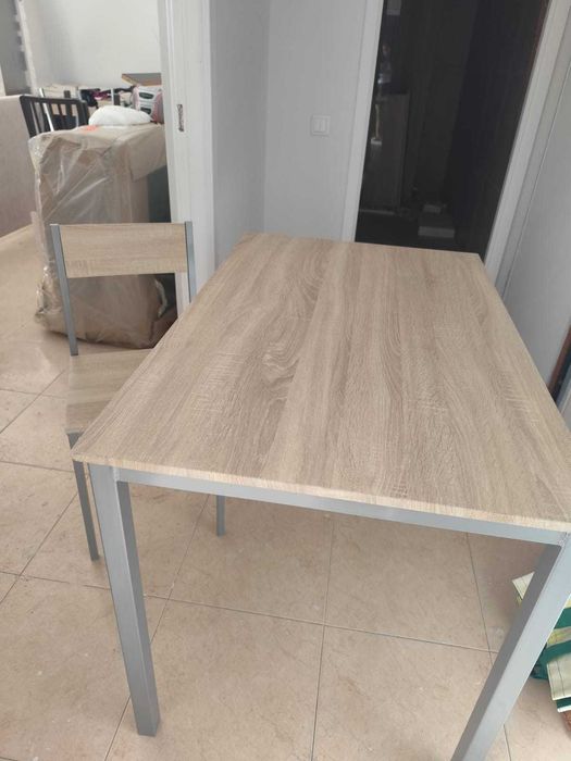 Conjunto mesa cozinha + 4 cadeiras