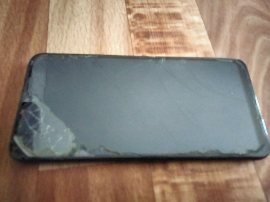 Телефон мобільний