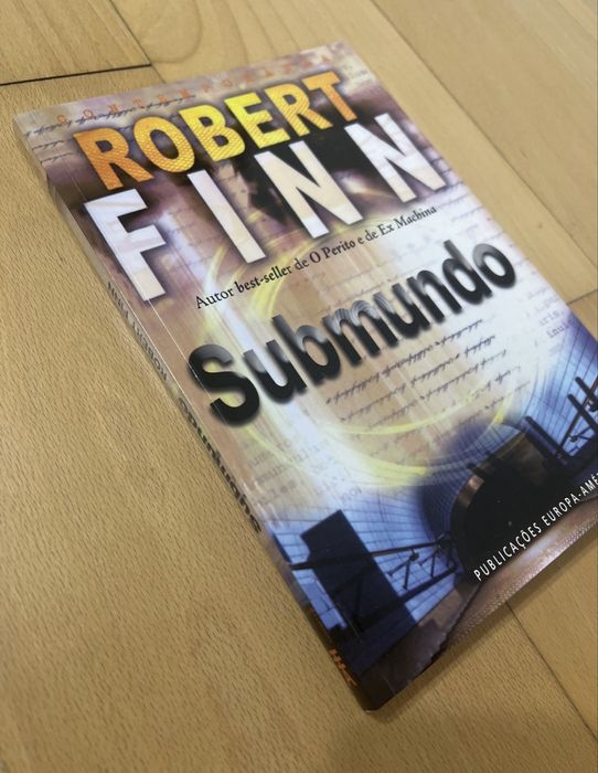 Submundo de Robert Finn;   Publicações Europa-America