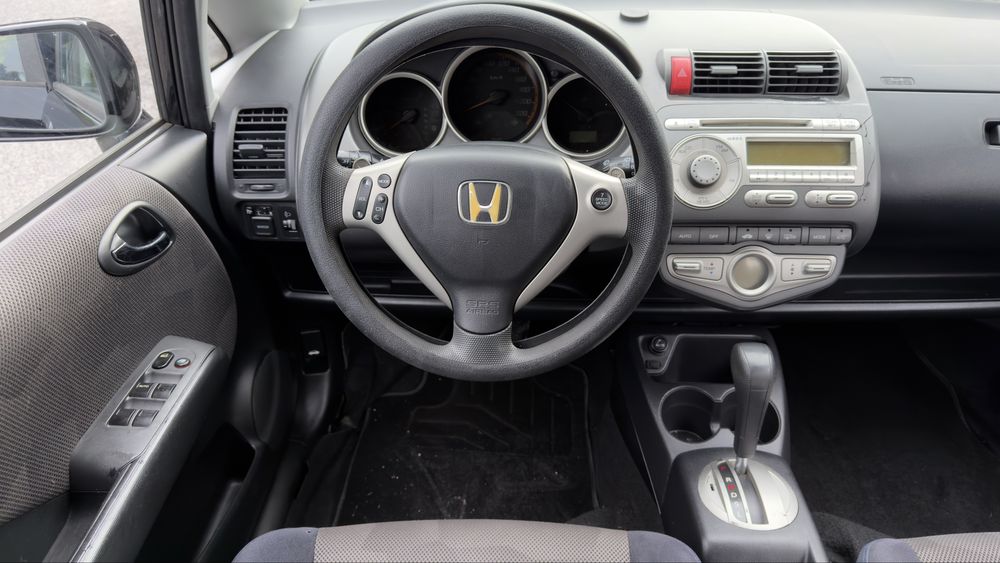 HONDA JAZZ COOL 1.3 GASOLINA TODAS AS REVISÕES NA MARCA AUTOMATICO