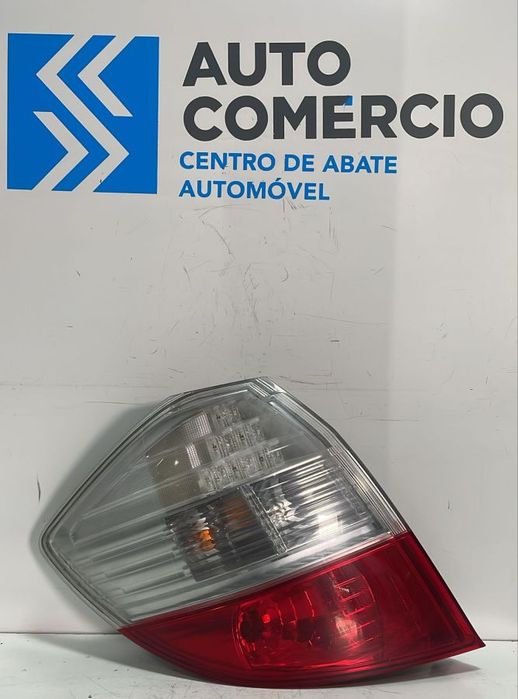 FAROLIM TRASEIRO ESQUERDO HONDA JAZZ III (GE, GG, GP, ZA) [08-13]