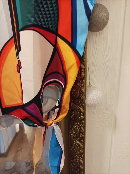 Bluzka wiązana afrykańskie twarze.