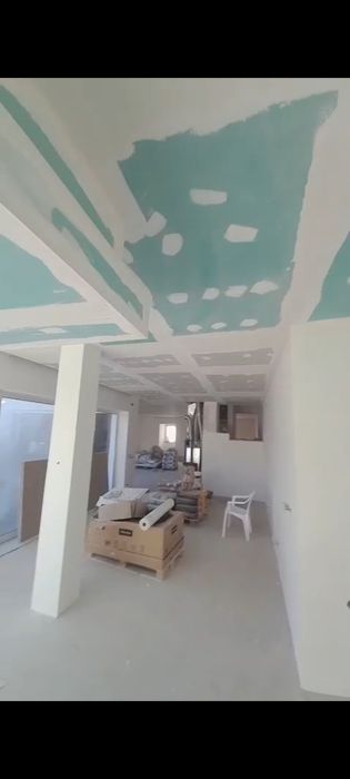 pedreiro,trolha ,Pladur ,casas de banho,tijoleira, pixileiro, vinílico