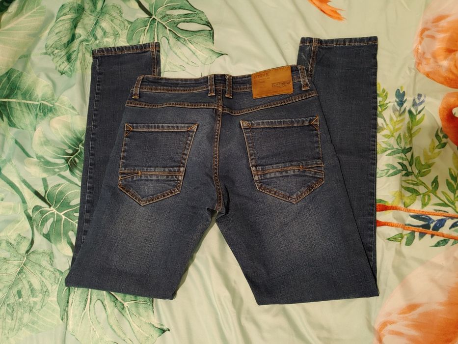 Spodnie dzinsowe DZIRE rozm. W30