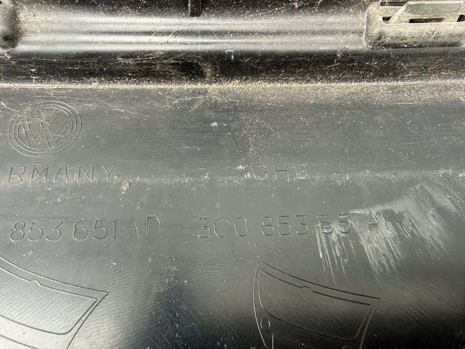 Решетка радиатора Volkswagen Passat B6