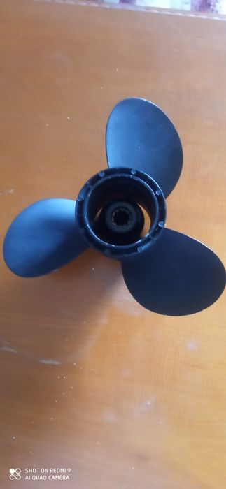 Śruba napędowa na wałek 19mm