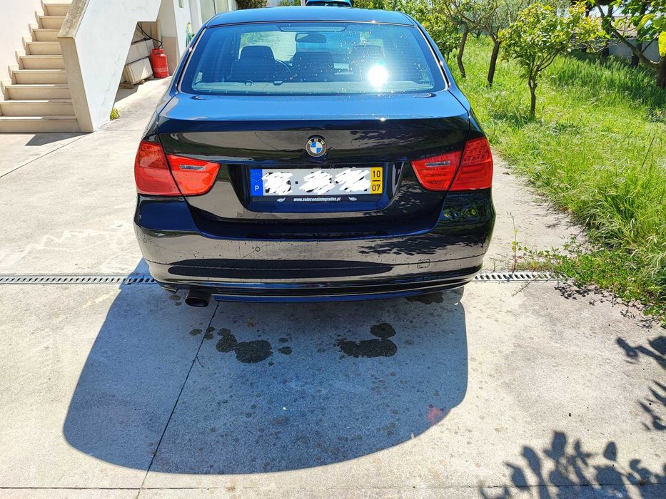 BMW E90 318d 2010