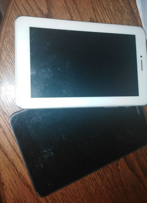 Планшет AXI продам