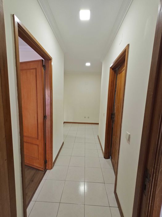 Excelente T1 com garagem e terraço, em Canidelo, Vila Nova de Gaia