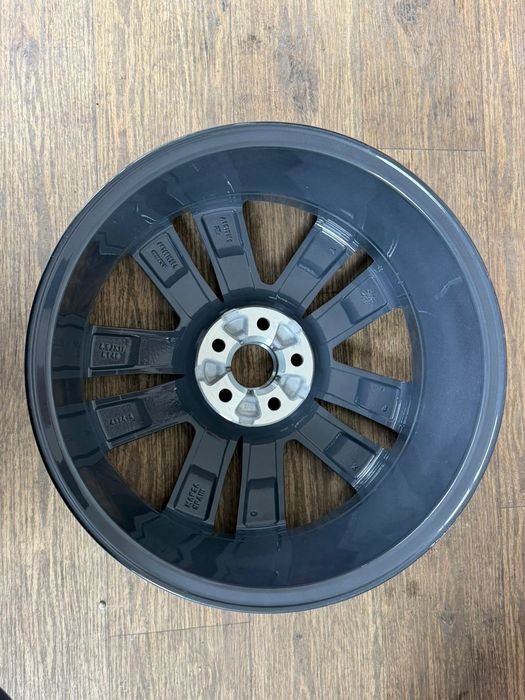NOWA Felga aluminiowa Seat Arona 6.5X17 ET48.
