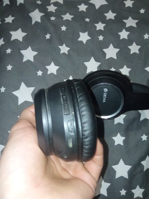 Ціну пропонуйте Навушники Devia Bluetooth