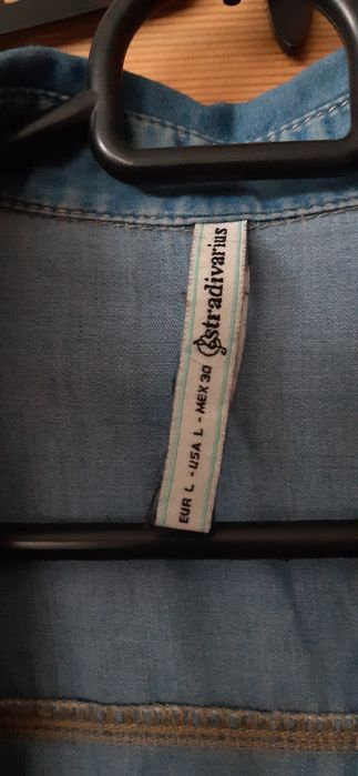 2xKoszula- jeansowa Stradivarius, i czarna skorzana