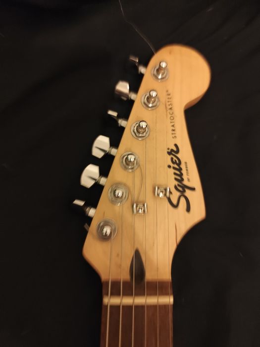 Guitarra squier da fender