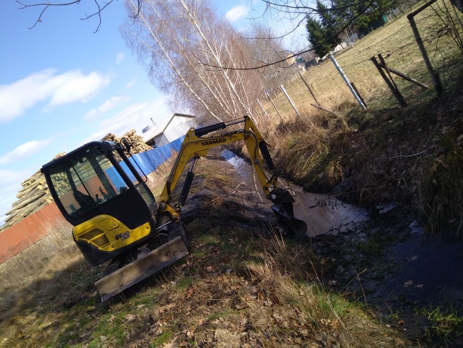 Usługi koparką obrotową Usługi minikoparką