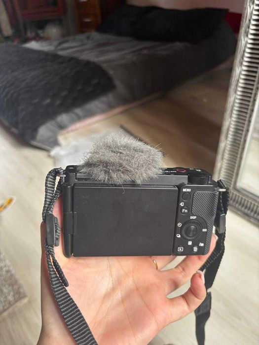 Câmara Sony ZV-E10