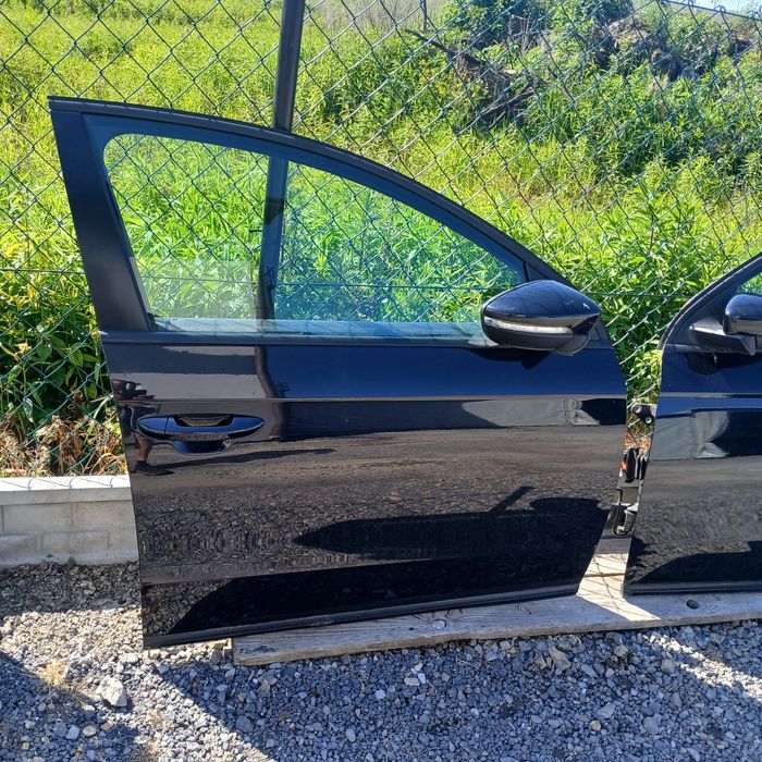 Drzwi prawy przód VW Passat b7