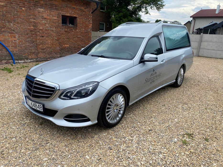 Karawan E klasa w 212 lift Bautex