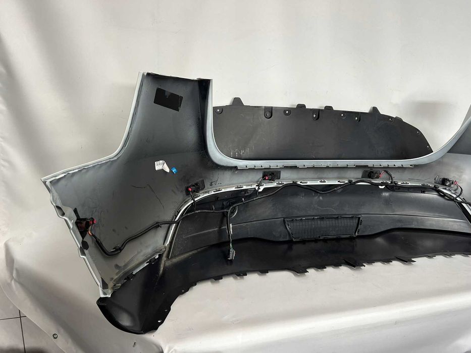 Tesla Model Y бампер задній - рест дорест