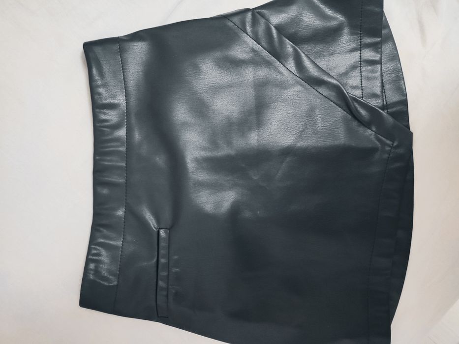 Спідниця Koton з еко-шкіри, 134-140