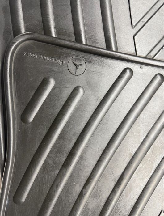 Tapetes borracha originais Mercedes