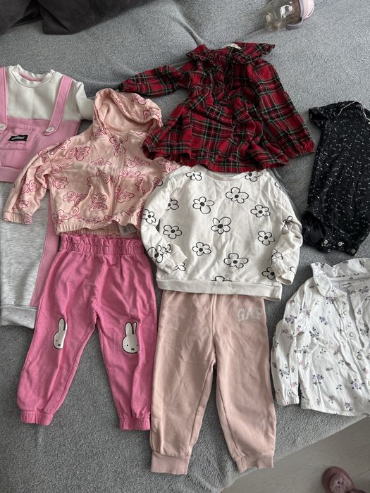 Набір одягу на дівчинку 86 розмір