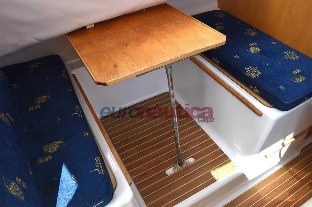 Продам катер Quicksilver Weekend 650