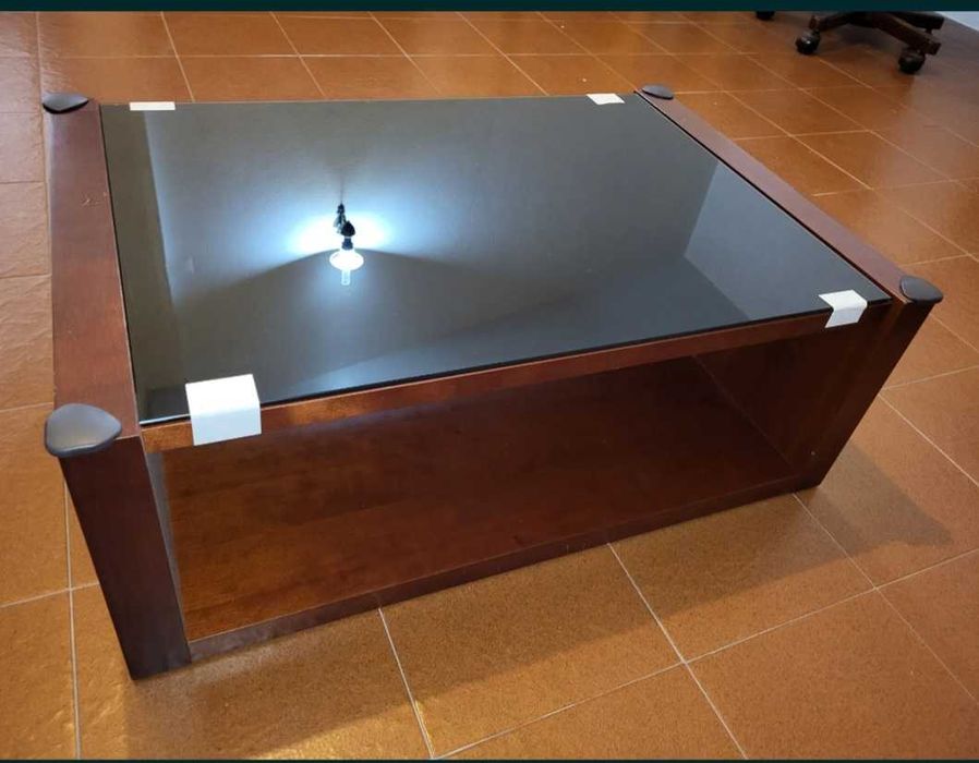Mesa de sala cerejeira