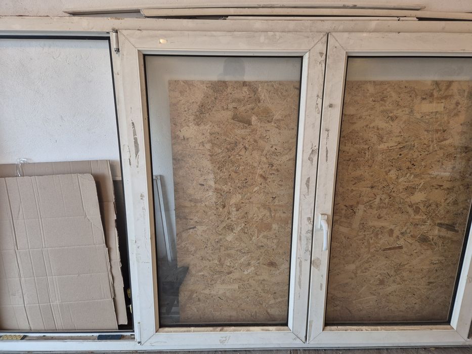 Окно балкона б/у