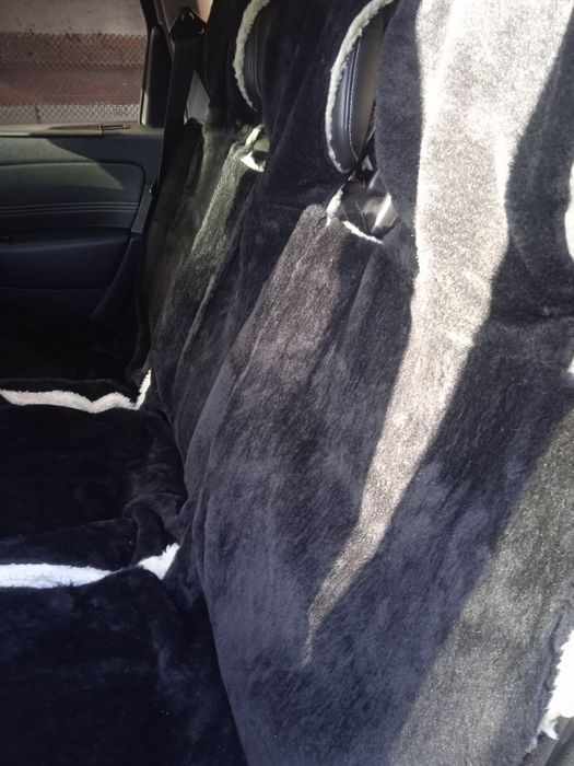 Меховые накидки из овчины. +ПОДАРОК .универсальные накидки на сиденья