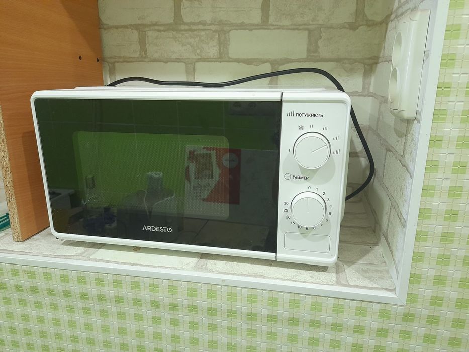 Микроволновка в хорошем состоянии