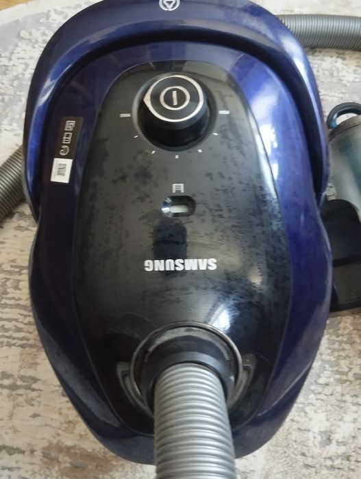 Пилосос самсунг.