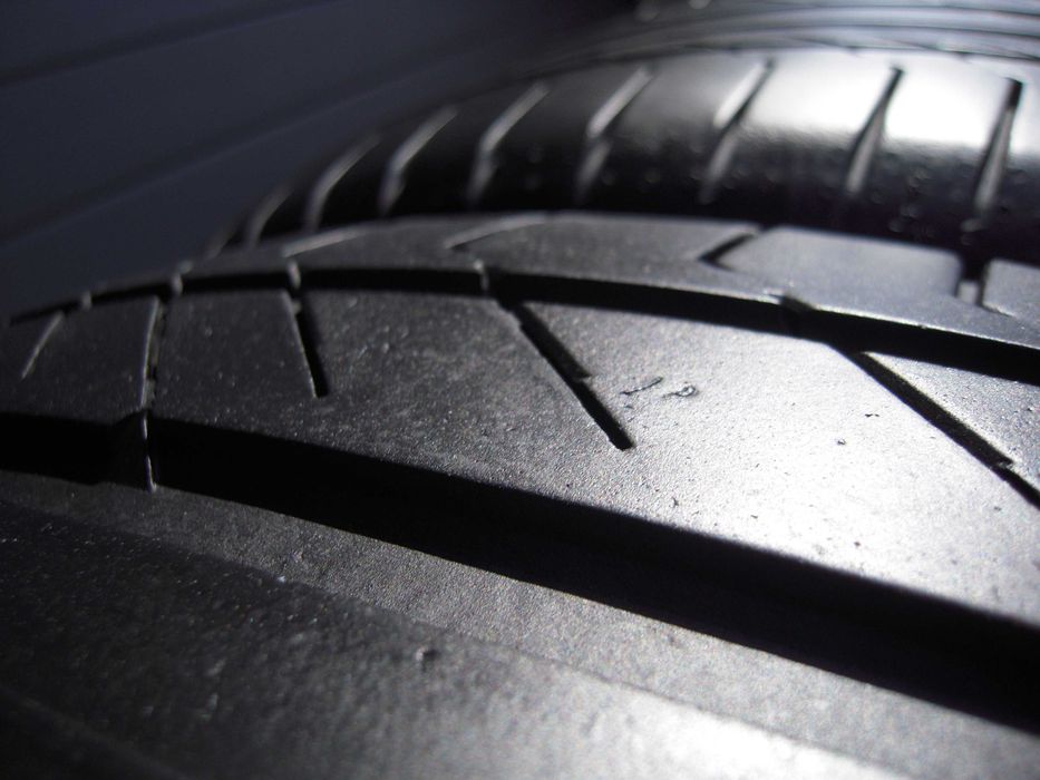 4x Opony letnie 235/50R19 Continental ContiSportContact 5 Suv 5,5mm rant