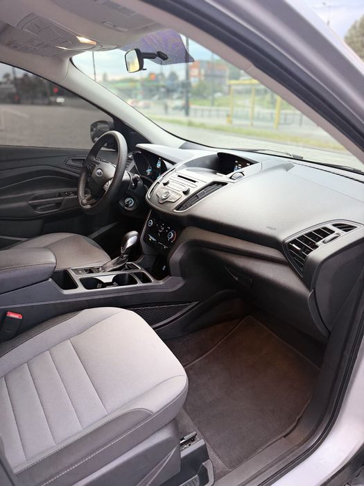 Ford Escape 2.5 2018 г. Форд Ескейп