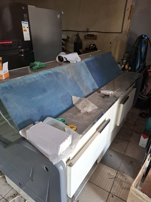 Холодильная витрина, 2,05м. 0+5°С.