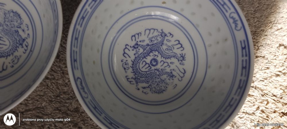 Miseczki z chińskiej porcelany