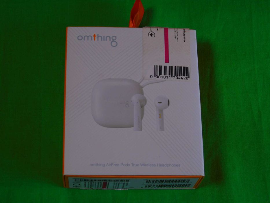 Блютуз навушники Omthing Airfree Pods TWS білого кольору стан ідиал