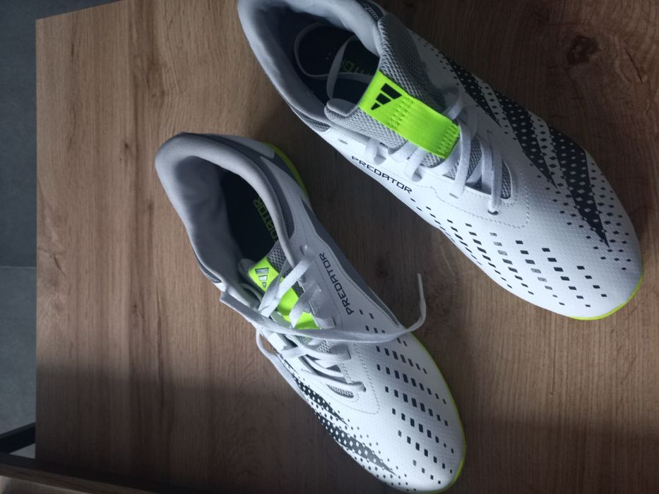 ADIDAS Predator Accuracy. 4  46/2/3