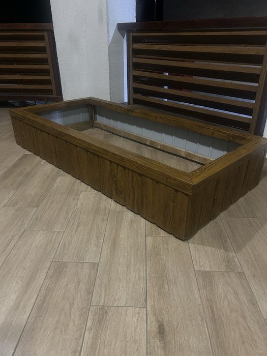 Надгробки металеві колір дерево