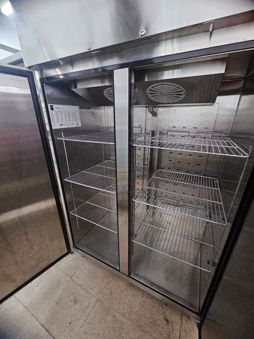Armário duplo refrigerado
