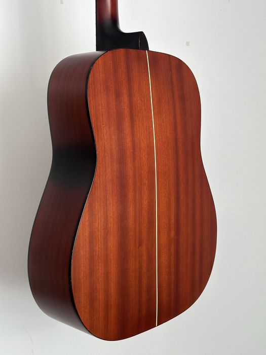Gitara Akustyczna Marris D220M SB – Idealna Akcja Strun & Elixir