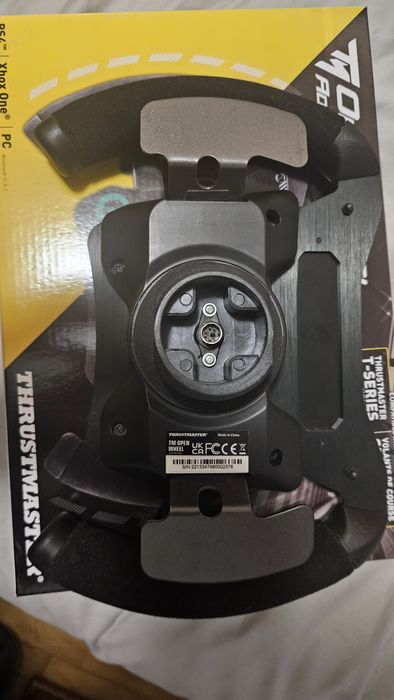 Volante Thrustmaster TM Open Wheell