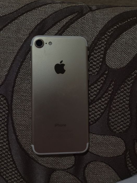 iPhone 7 128 гигабайт