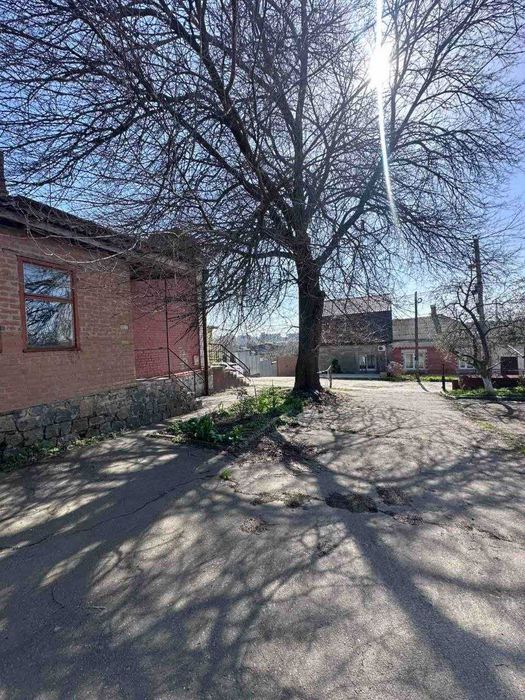 Продаж частини будинку, пров. Любові