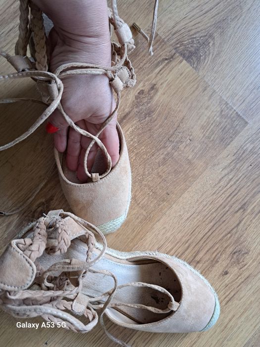 Buty letnie skórzane z rzemykami